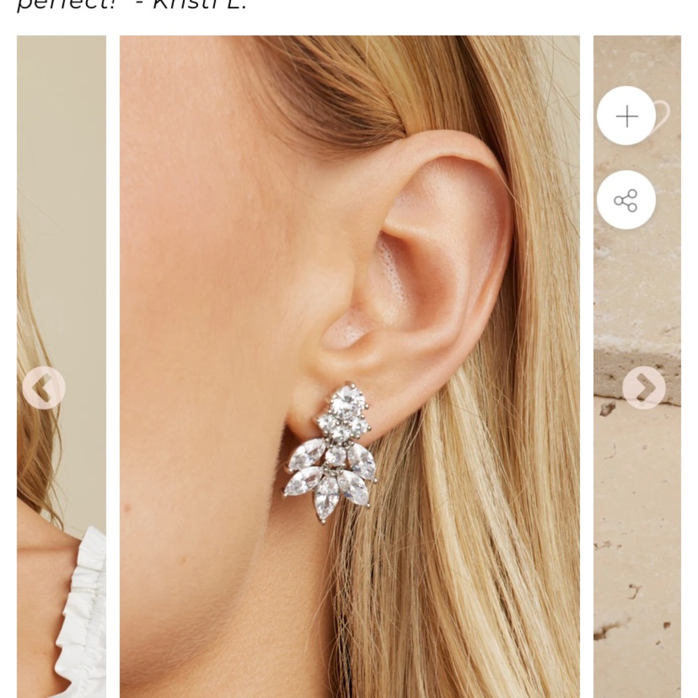Untamed Petals Carla Rose Gold Earrings - Picture 3 of 5